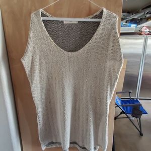 Short sleeve sweater